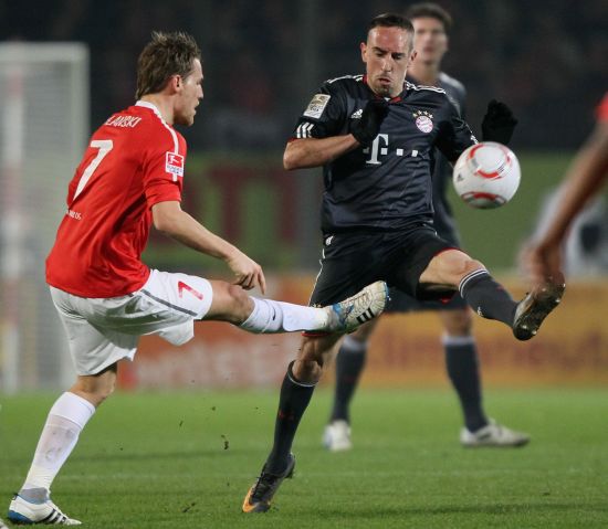 俱乐部正在 俱乐部正在